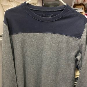 Men’s pullover sweater